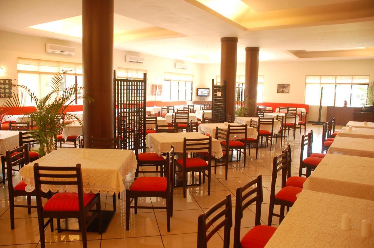فندق The International Centre Goa باناجي المظهر الخارجي الصورة